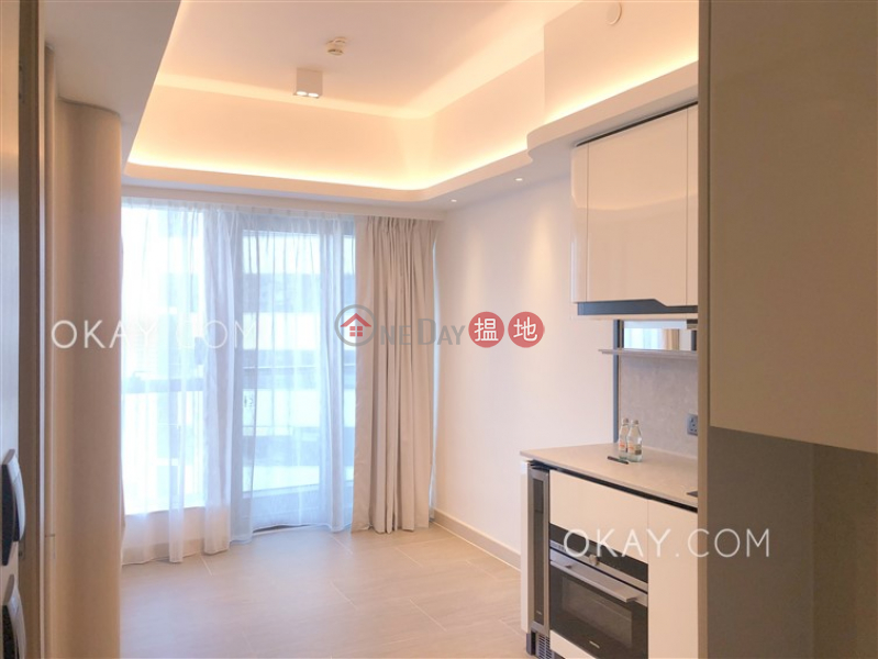 Charming 1 bedroom on high floor with balcony | Rental | On Fung Building 安峰大廈 Rental Listings