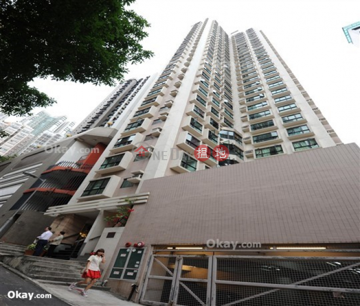 HK$ 9.5M, Caine Tower | Central District | Unique 1 bedroom on high floor | For Sale