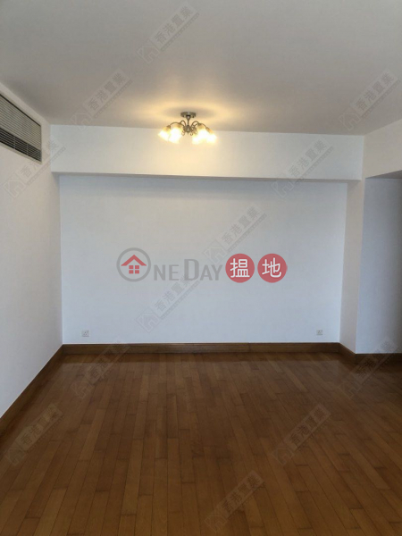 Property Search Hong Kong | OneDay | Residential | Sales Listings | Three bedrooms and one apartment in The Harbourside