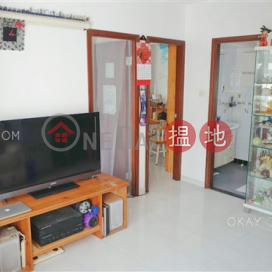 Generous 2 bedroom on high floor with rooftop | For Sale | Fortune Villa 富山苑 _0