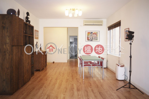 Exquisite 3 bed on high floor with balcony & parking | Rental | 9 Broom Road 蟠龍道9號 _0