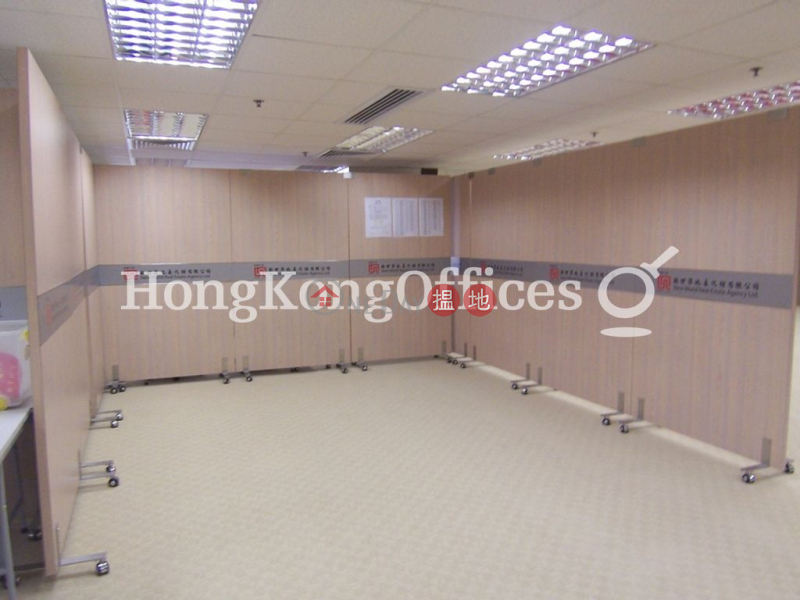 HK$ 327,810/ month | New World Tower | Central District, Office Unit for Rent at New World Tower