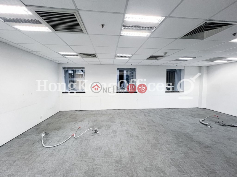 Office Unit for Rent at New World Tower, New World Tower 新世界大廈 Rental Listings | Central District (HKO-1230-ACHR)