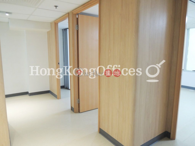 Property Search Hong Kong | OneDay | Office / Commercial Property | Rental Listings | Office Unit for Rent at 202 Centre