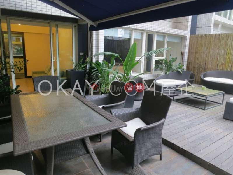 Lovely 2 bedroom with terrace | Rental, Centrestage 聚賢居 Rental Listings | Central District (OKAY-R82790)