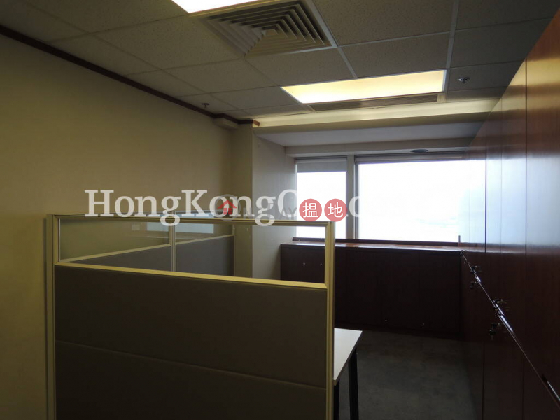 HK$ 166,335/ month, Shun Tak Centre, Western District | Office Unit for Rent at Shun Tak Centre