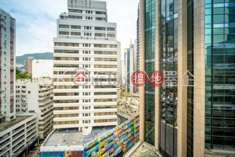 Popular 2 bedroom on high floor with terrace | Rental | Po Wing Building 寶榮大樓 _0