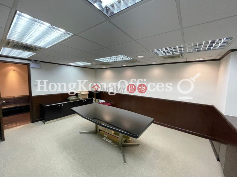 新港中心第二座|中層寫字樓/工商樓盤|出租樓盤|HK$ 93,132/ 月