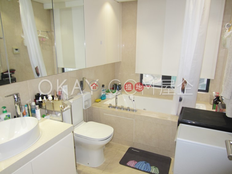 Property Search Hong Kong | OneDay | Residential | Rental Listings Gorgeous 3 bed on high floor with sea views & balcony | Rental