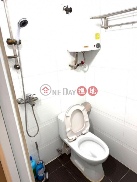 業主免佣 交通便利 靜中帶旺 西湾河 獨立門口出入1-11海澄街 | 東區-香港|出租HK$ 8,500/ 月