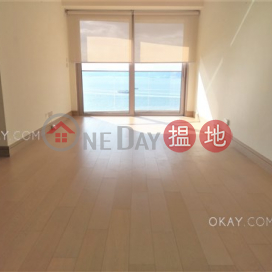 Tasteful 3 bedroom with balcony | Rental, Cadogan 加多近山 | Western District (OKAY-R211415)_0