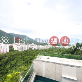 Property for Rent at City Icon with 2 Bedrooms