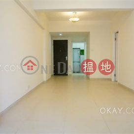 Practical 2 bedroom in Wan Chai | Rental, Wing Cheong Building 永昌大廈 | Wan Chai District (OKAY-R324544)_0