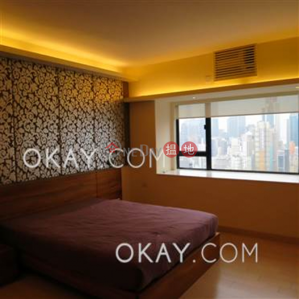 HK$ 29.8M The Broadville, Wan Chai District | Nicely kept 3 bedroom on high floor | For Sale