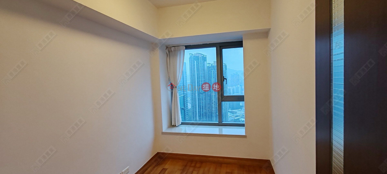 HK$ 38M The Harbourside Tower 3 Yau Tsim Mong | Three bedrooms and one apartment in The Harbourside