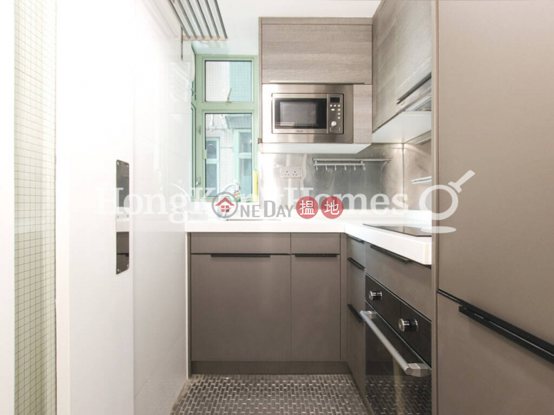 HK$ 33,800/ month Royal Court | Wan Chai District 3 Bedroom Family Unit for Rent at Royal Court