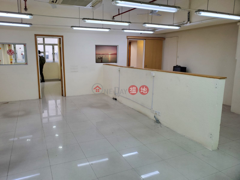 The warehouse office building has been renovated | Koon Wah Mirror Factory 6th Building 冠華鏡廠第六工業大廈 Sales Listings