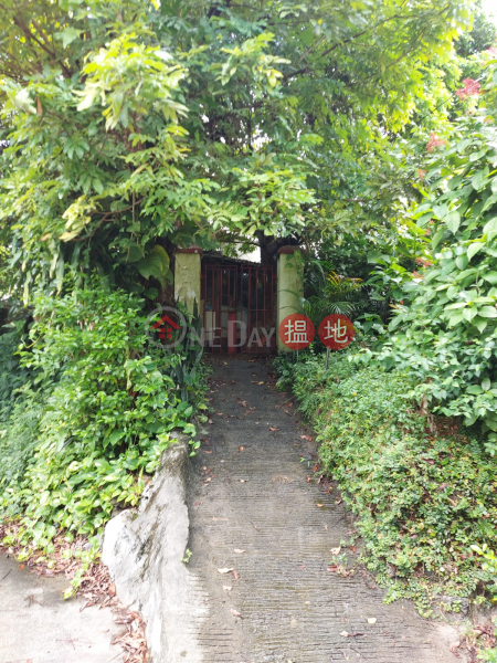利華新村 (Lei Wah San Tsuen / Lei Wah New Village) 古洞| ()(1)