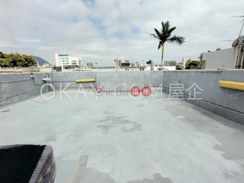 Unique 3 bedroom on high floor with rooftop & parking | Rental | Dynasty Villa 皇朝閣 Rental Listings