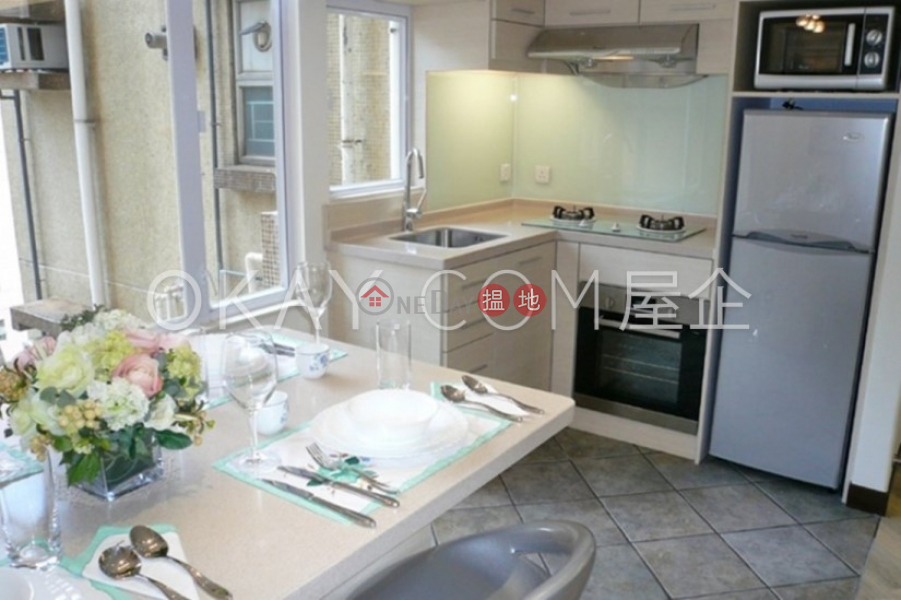 Popular 1 bedroom in Mid-levels West | For Sale | Ying Fai Court 英輝閣 Sales Listings