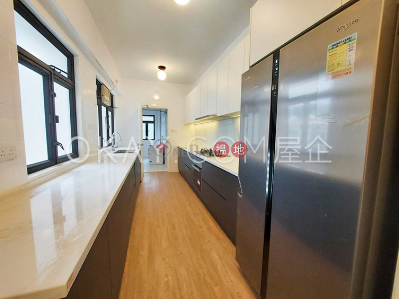 Efficient 4 bedroom with sea views, balcony | Rental | Repulse Bay Apartments 淺水灣花園大廈 Rental Listings
