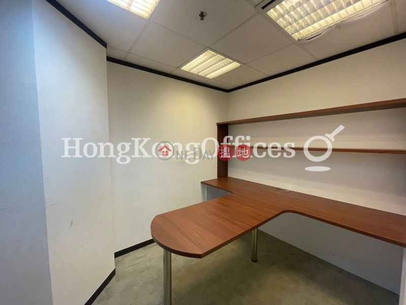 力寶中心中層-寫字樓/工商樓盤|出租樓盤HK$ 75,440/ 月