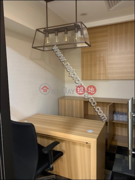 Wall Street furnished office, China Resources Building 華潤大廈 Rental Listings | Wan Chai District (A068948)