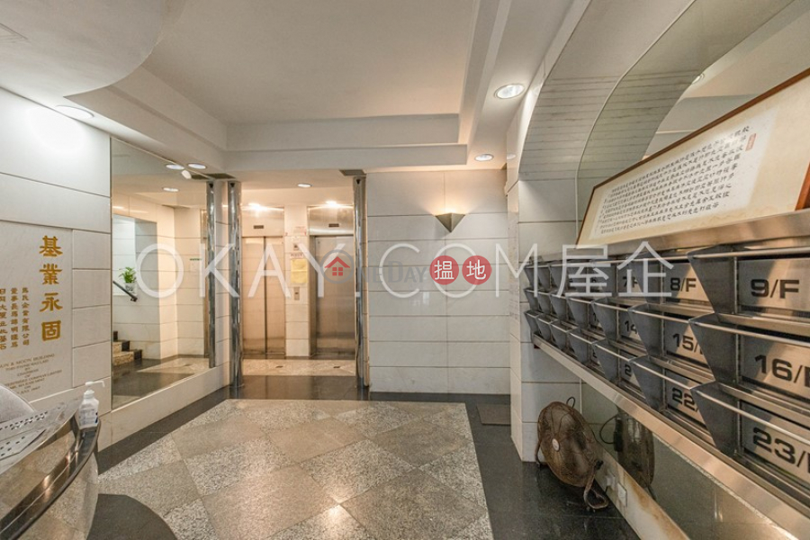 HK$ 35,000/ month, Sun and Moon Building Wan Chai District | Lovely 3 bedroom in Happy Valley | Rental