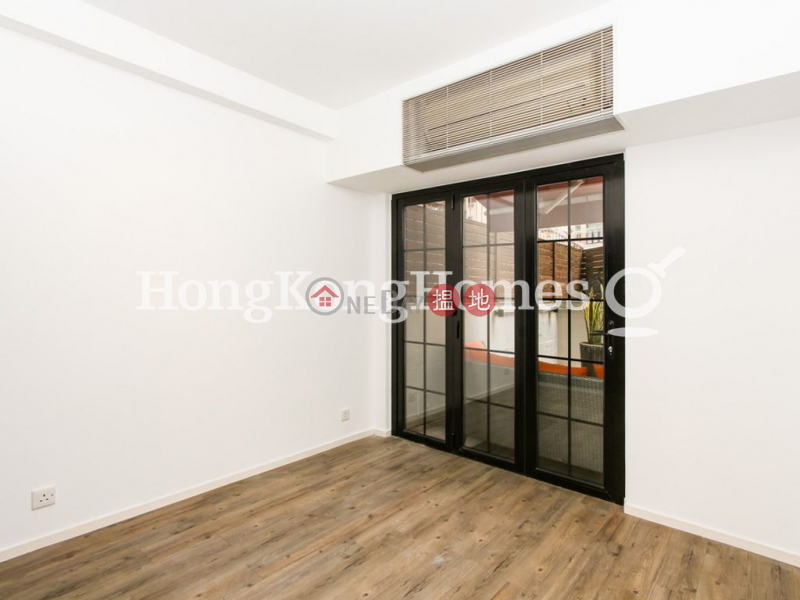 Property Search Hong Kong | OneDay | Residential Rental Listings | 1 Bed Unit for Rent at Peace Tower
