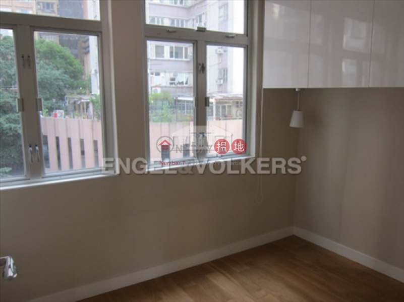 1 Bed Flat for Sale in Soho, 77-79 Caine Road 堅道77-79號 Sales Listings | Central District (EVHK37572)