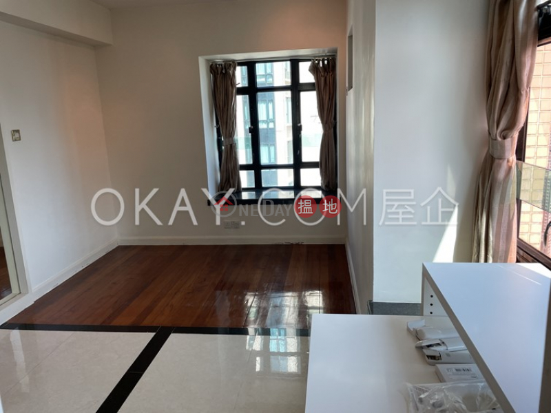 Intimate 1 bed on high floor with harbour views | Rental | Fairview Height 輝煌臺 Rental Listings