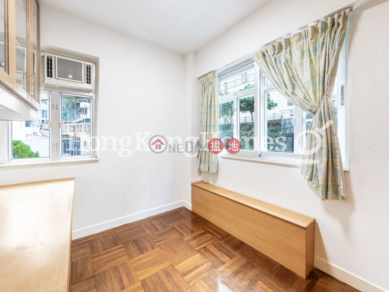 3 Bedroom Family Unit at 56 Bonham Road | For Sale | 56 Bonham Road 般咸道56號 Sales Listings