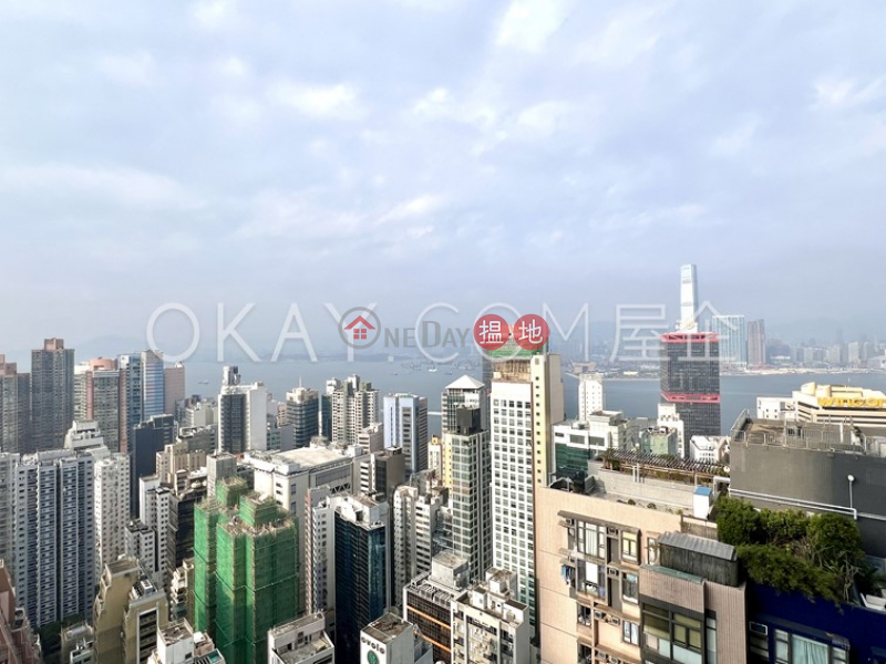 Lovely 4 bedroom on high floor with sea views & balcony | For Sale | Centrestage 聚賢居 Sales Listings