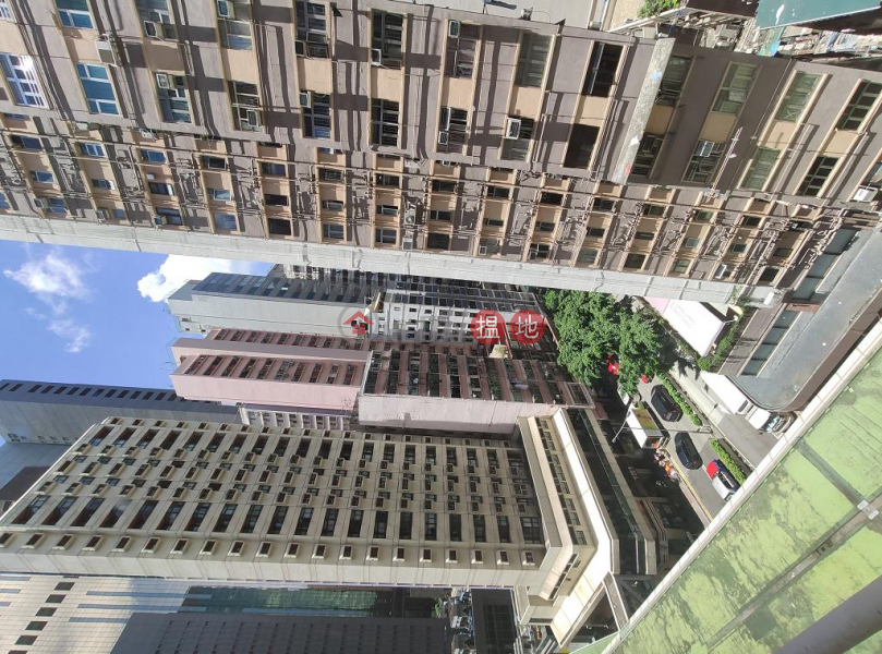 Flat for Sale in Yue On Building, Wan Chai, 146-148 Lockhart Road | Wan Chai District Hong Kong | Sales HK$ 7.8M