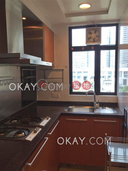 HK$ 25,000/ month, The Arch Moon Tower (Tower 2A),Yau Tsim Mong | Practical 1 bedroom with sea views | Rental