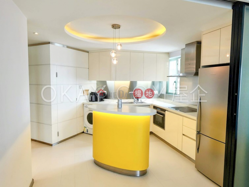 Stylish 3 bedroom on high floor with balcony | Rental | Tower 3 The Victoria Towers 港景峯3座 Rental Listings