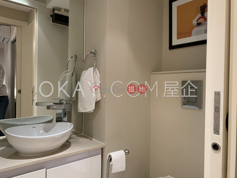 Tasteful 1 bedroom in Mid-levels West | For Sale | Ying Fai Court 英輝閣 Sales Listings