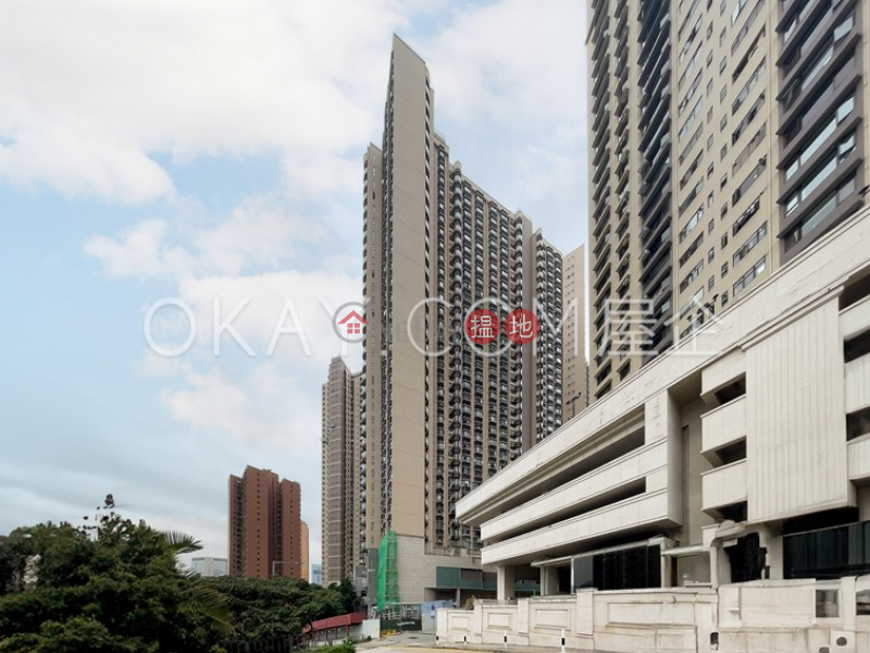 HK$ 30M | Beverly Hill, Wan Chai District | Stylish 4 bedroom with balcony & parking | For Sale