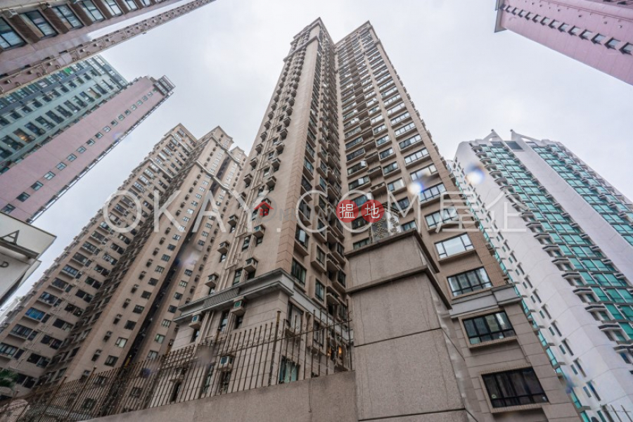3房2廁,實用率高,極高層,星級會所樂信臺出售單位-8羅便臣道 | 西區-香港|出售HK$ 1,900萬