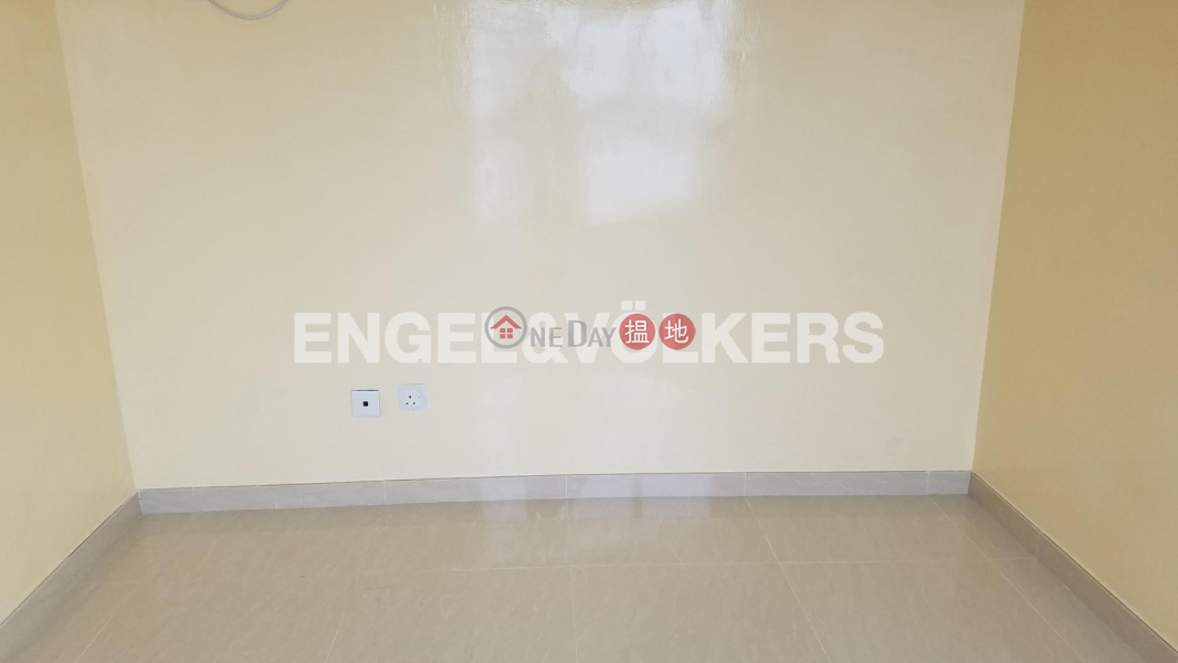 HK$ 39,000/ month | Kennedy Town Centre Western District, 3 Bedroom Family Flat for Rent in Kennedy Town