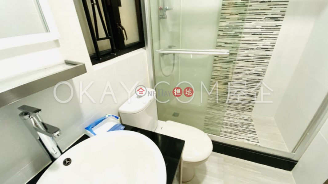 Luxurious 3 bedroom in Causeway Bay | Rental | Great George Building 華登大廈 Rental Listings
