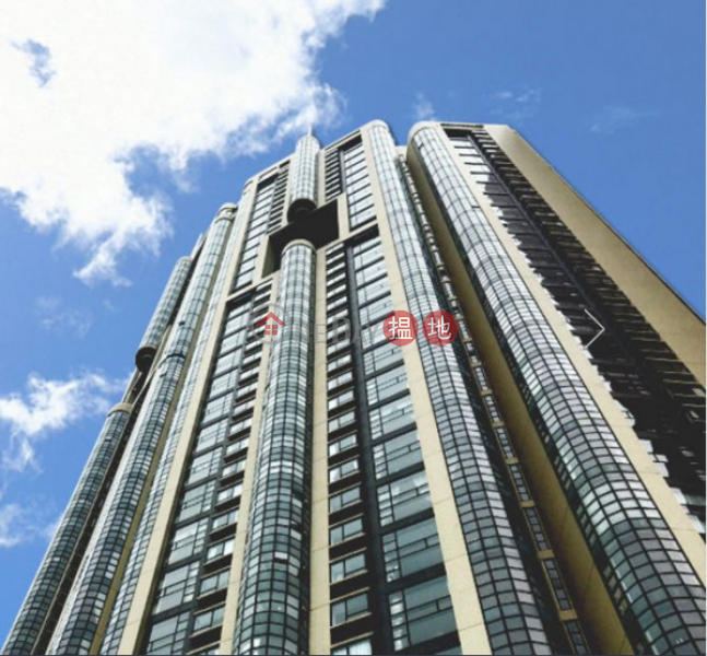 3 Bedroom Family Flat for Rent in Central Mid Levels | Queen\'s Garden 裕景花園 Rental Listings