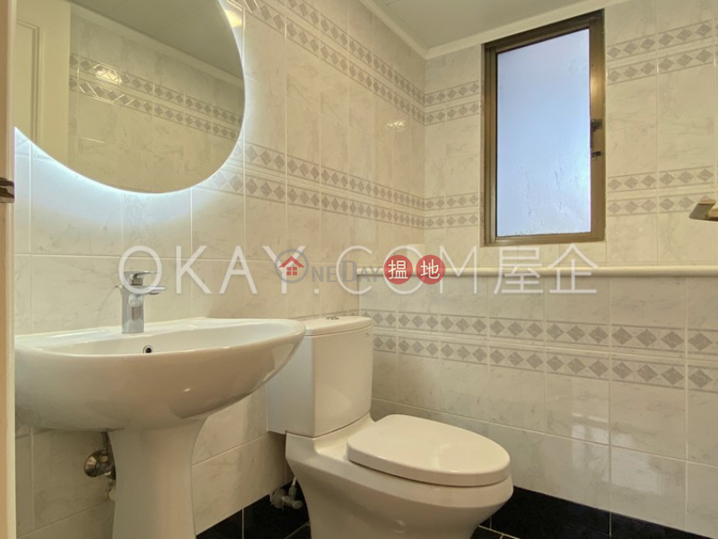 HK$ 75,000/ month, Parkview Club & Suites Hong Kong Parkview | Southern District | Exquisite 3 bedroom with parking | Rental