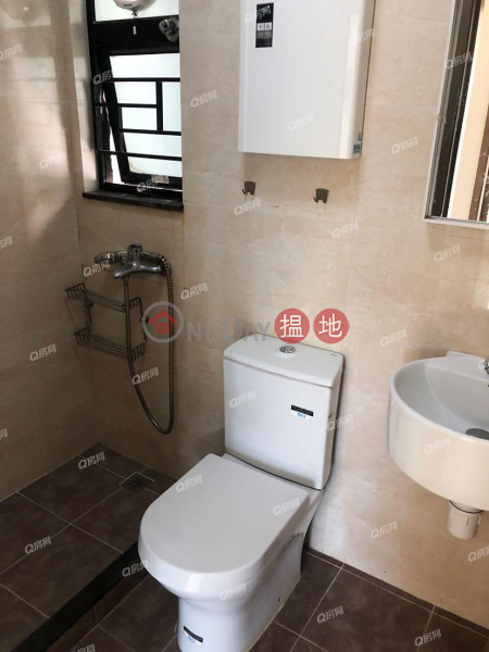 Lai Man Court (Tower 1) Shaukeiwan Plaza | Middle Residential, Sales Listings | HK$ 8.38M