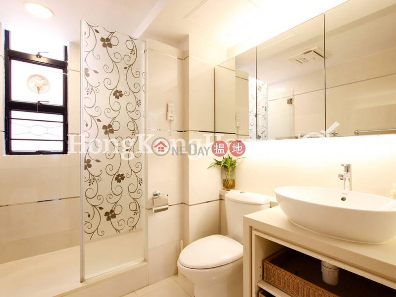 Property Search Hong Kong | OneDay | Residential Rental Listings 3 Bedroom Family Unit for Rent at The Broadville