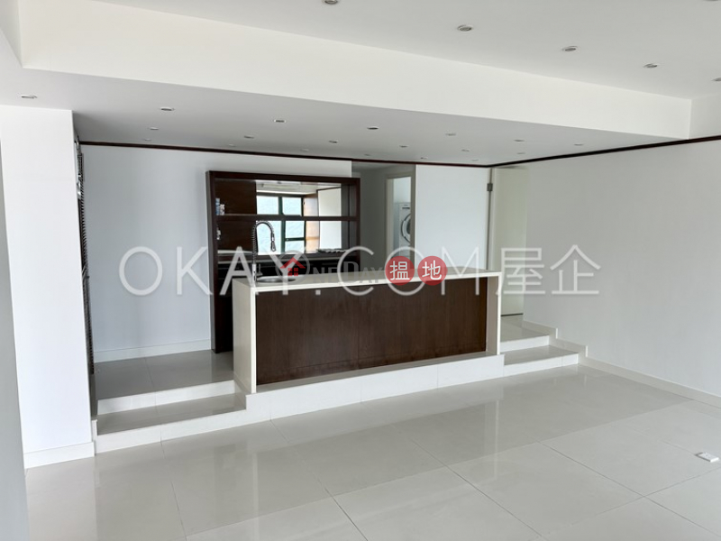 HK$ 45,000/ month | Discovery Bay, Phase 13 Chianti, The Pavilion (Block 1) | Lantau Island | Stylish 4 bedroom with sea views & balcony | Rental
