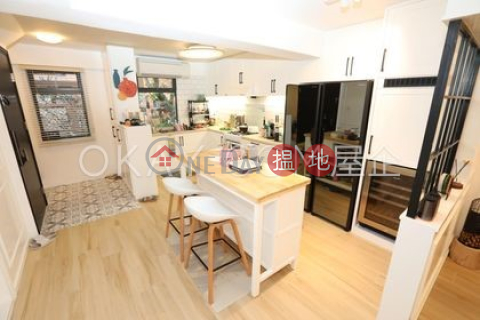 Charming house with rooftop & balcony | For Sale | Mang Kung Uk Village 孟公屋村 _0