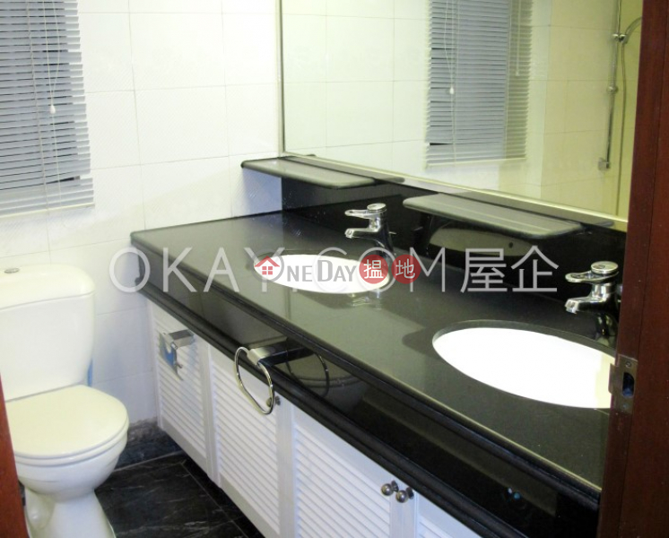 HK$ 92,000/ month Dynasty Court Central District, Unique 3 bedroom with parking | Rental