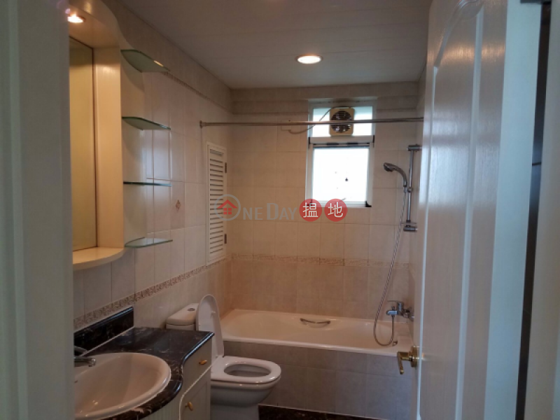 HK$ 80,000/ month, Ming Wai Gardens | Southern District 3 Bedroom Family Flat for Rent in Repulse Bay