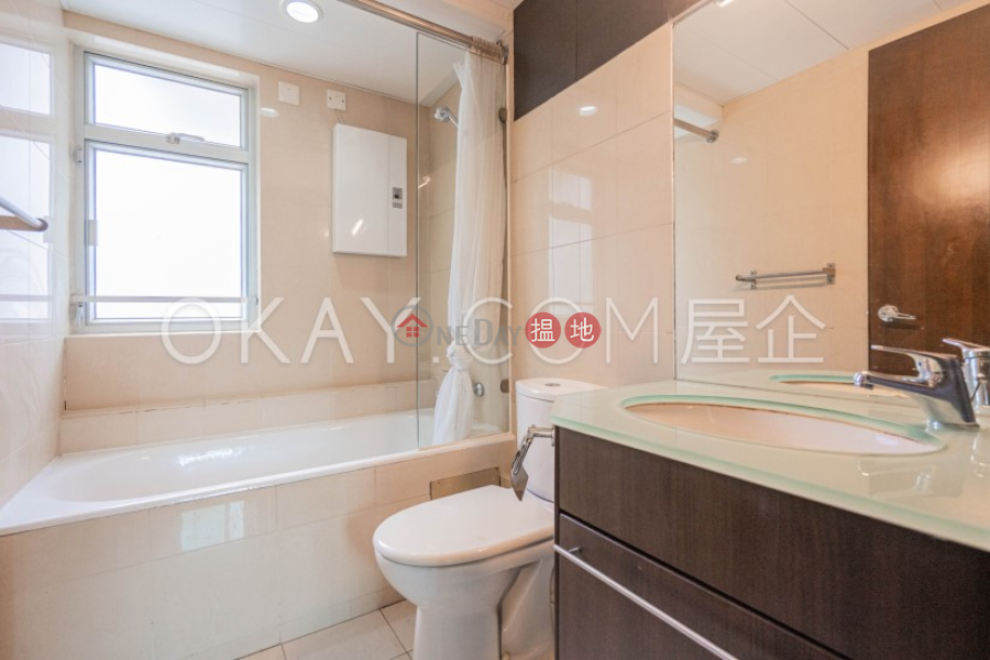 Popular 3 bedroom with balcony | Rental, Cherry Crest 翠麗軒 Rental Listings | Central District (OKAY-R45770)